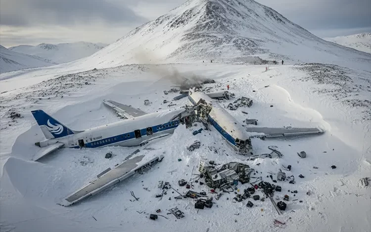 دلایل سقوط هواپیما